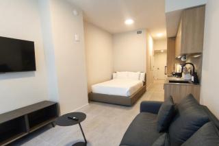 F312B Downtown Miami Cozy Studio with Pool and Gym - 0