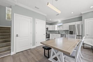 The Sand Dollar - 1 Block to Beach - Pool Access - 3