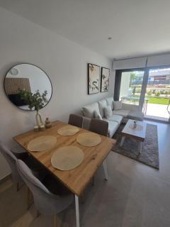 Modern ground floor La Mata apartment with direct access to the pool - 5