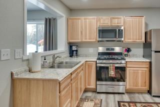 Kenai River Base! Spacious 2-Unit Cabin Compound - 4