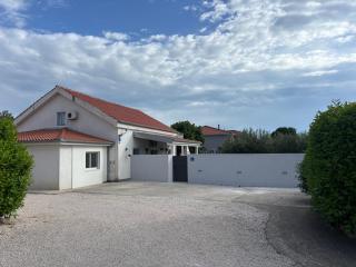 Gabriella House - 8