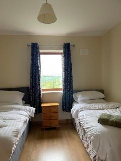 Breesy Centre Apartment - 1