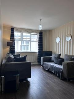 Belfast city center spacious 2 bed 2 bath apartment - 7