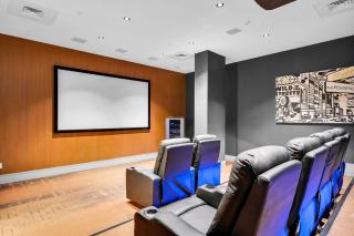 Executive Condo with Parking DT Ottawa - 5
