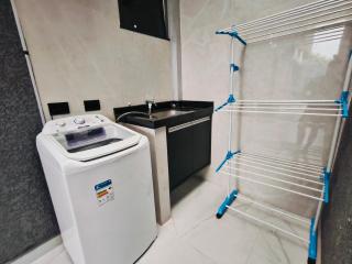 Casa com piscina fácil acesso ao Paraguai e centro - 2