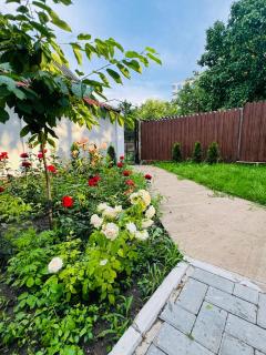 Rose Park H - 7