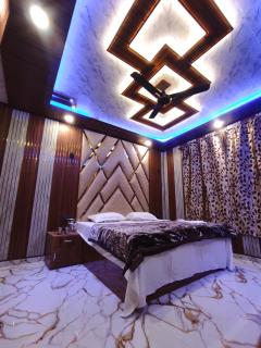 HOTEL FABULOUS KASHMIR, Dal lake - 2