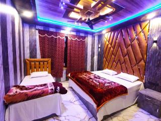 HOTEL FABULOUS KASHMIR, Dal lake - 6