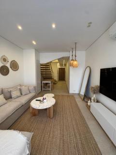 Maraya Heavenly White Duplex Pool View - 1