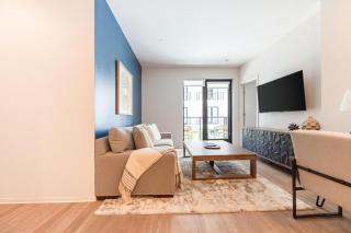 Landing Apartments - 4th plus J - 8