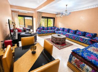 Majorelle Luxury Duplex with Private Tropical Terrace and Parking - 8
