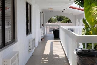 Palm Breeze Hotel - 4
