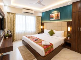 Hotel Royale Elite RK Residency - 0