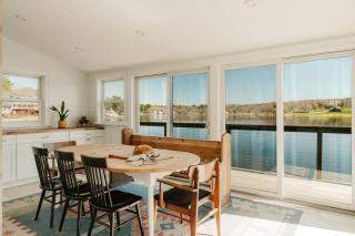 The Lake House - 9