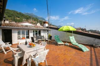 Angela -Terrace & beautiful View lake - Happy Rentals - 0