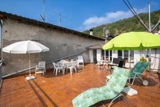 Angela -Terrace & beautiful View lake - Happy Rentals - 5
