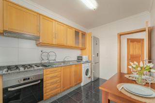One-Bedroom Apartment near Reis Magos Beach - 9