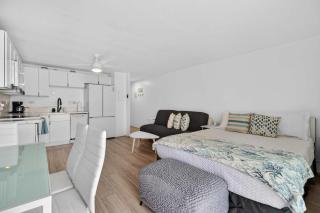 Luxury Beachfront Condo - 3