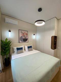 Modern Stylish Apartment in City Center - 8