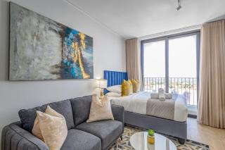DriftNest Studio Apartment, One Rosebank - 9