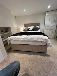 Pittville House - 9