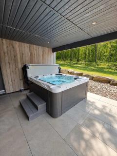 Le coup de coeur du Lac Supérieur - 3 minutes from Tremblant! - 9