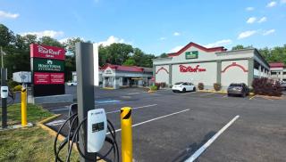 HomeTowne Studios by Red Roof Bordentown - McGuire AFB - 4