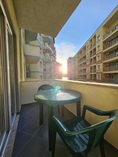 Adris Nest - Cozy Beach Apartment - 3