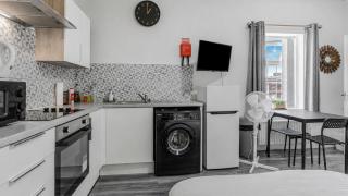 Cosy & Comfortable City Centre Studio - 1