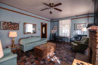 Old Clark Inn - 6