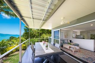 Airlie View - stunning ocean veiws, coastal charm - 4
