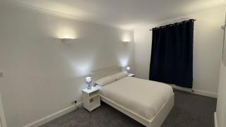 Spacious Flat Putney Sleeps 7 Near Station - 7