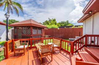 3BR 2BA Tropical Patio Grill - 7