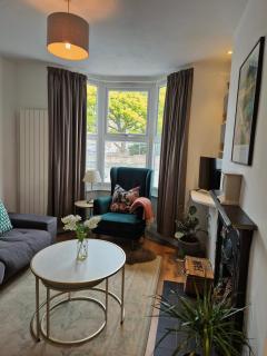 2BR Victorian House Nr Station & Town, Free No Restrictions On-Street Parking, Wifi and Netflix - Leamington Spa - 8