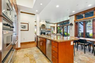 Premier Lakefront w Hot Tub & AC Near Heavenly PEAK SS9 - 6