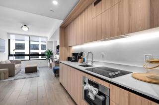 Brand-New Downtown Apartment Near Restaurants Nightlife - 8