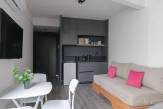 MOT Rentals Design SohoHaus '406' 3 pax Full Amenities - 1