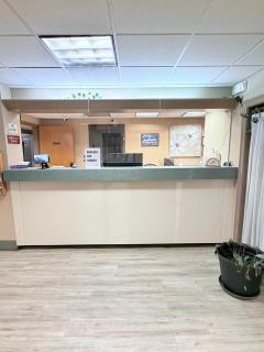 COLLINS INN & SUITES - 5