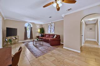 Comfortable 3BR Home with Backyard for BBQs - 9