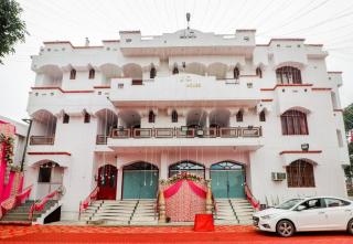 SPOT ON J C Guest House - 7