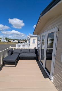Beautifully Presented Willerby Westerly Pet-Friendly Holiday Home on Peaceful Durdle Door Holiday Park, Walking Distance to the Iconic Durdle Door Arch - 8