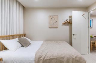 Jini House, Hapjeong & Hongdae Area - 2