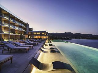 NIKO Seaside Resort MGallery - 9