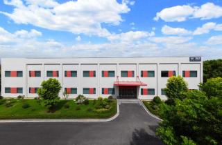 W9-Hotel ShangHai PuDong Airport - 24 hours free shuttle bus to Pudong Airport - 8