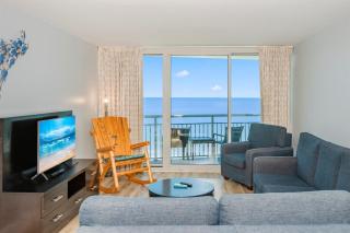 Oceanfront Paradise Sleeps 10 w Stunning Sunrises - 8