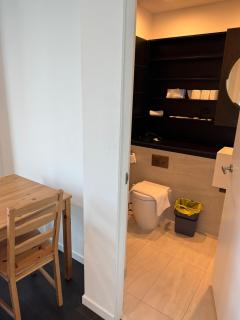 Melbourne City, High-Rise, 49th Floor, 2 Bedrooms, 2 Bathrooms - 5
