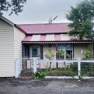 Miss Roy's Cottage - 6