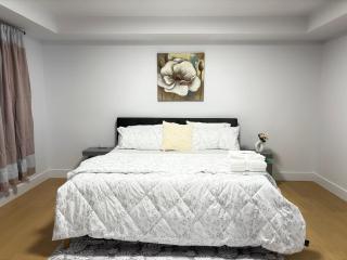 Full AC 3BR, 1 king Ensuite, 2 Queen, Sleeps 7 - 7