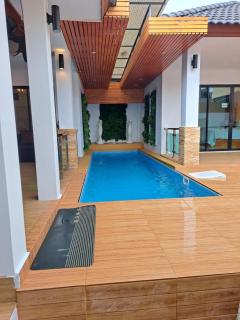 The Chic Pool Villa - 8