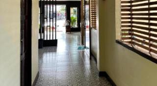 Ponburi Hotel - 2
